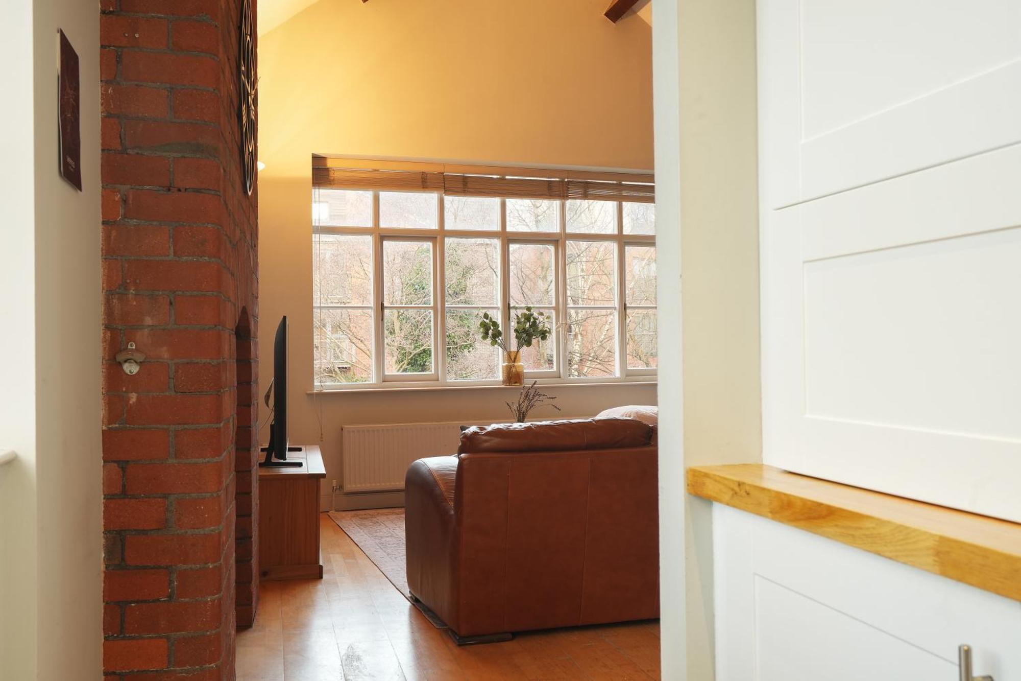 Kelham Riverside Loft,free Parking,gym, River View Apartment